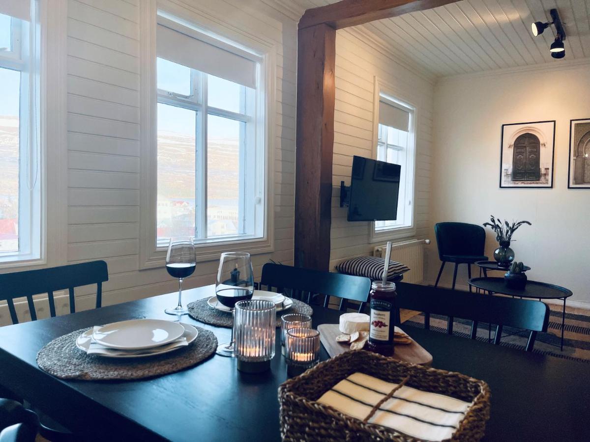 Day Dream Central Akureyri Three Bedroom Apt Exterior foto